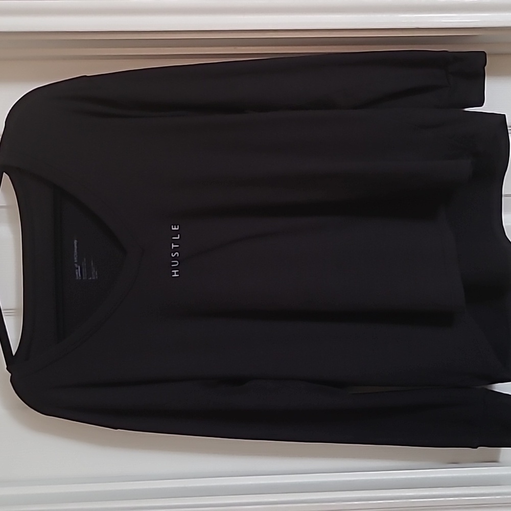 HUSTLE Lovers of hYoumanity HUSTLE Black Long Sleeve V-neck Top Large